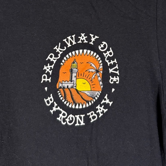 Parkway Drive Byron Bay Shark Lighthouse Graphic Black T-Shirt - Picture 7 of 9